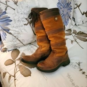 Riding boots